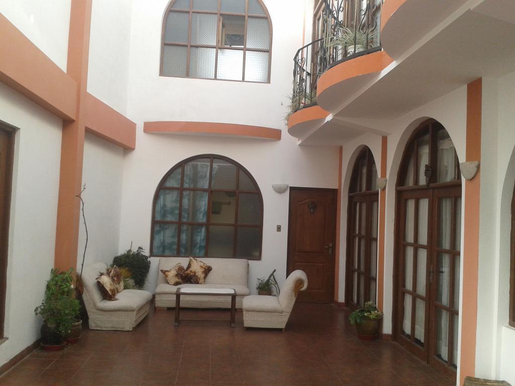 Hostal Tukos La Casa Real Potosí Buitenkant foto