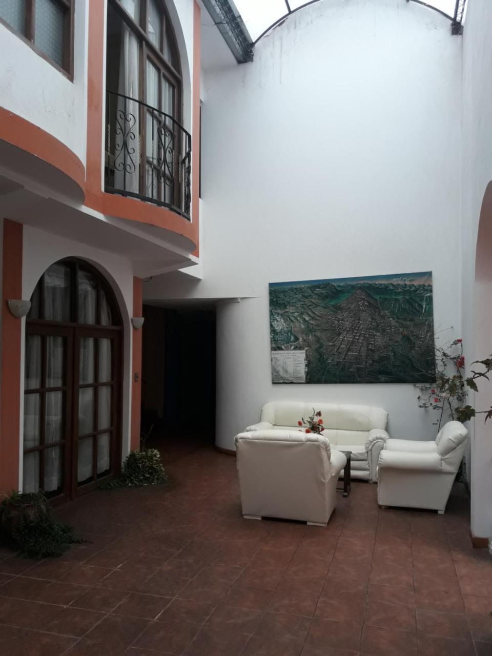 Hostal Tukos La Casa Real Potosí Buitenkant foto